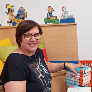 Büchereimitarbeiterin